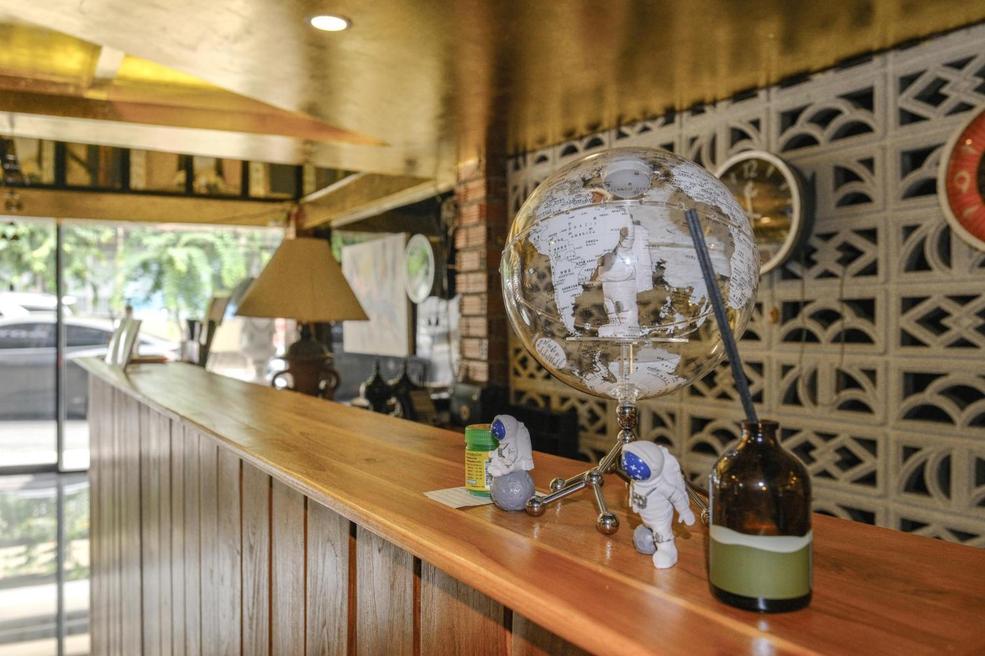 Goya Hotel Chiang Mai Bagian luar foto