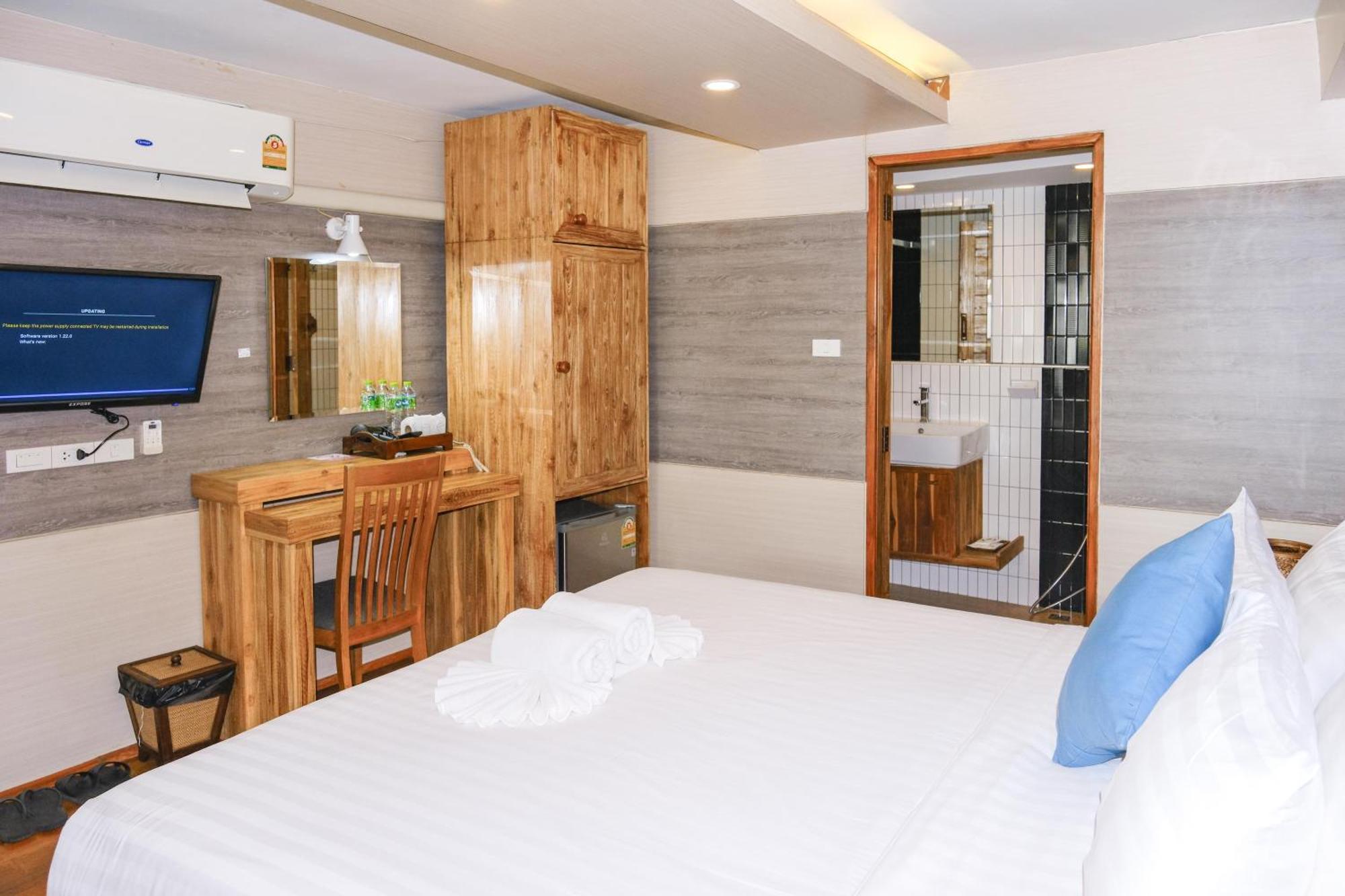 Goya Hotel Chiang Mai Bagian luar foto
